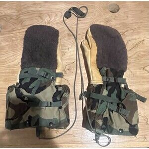 US Military Extreme Cold Weather Mittens Gloves Mens Medium